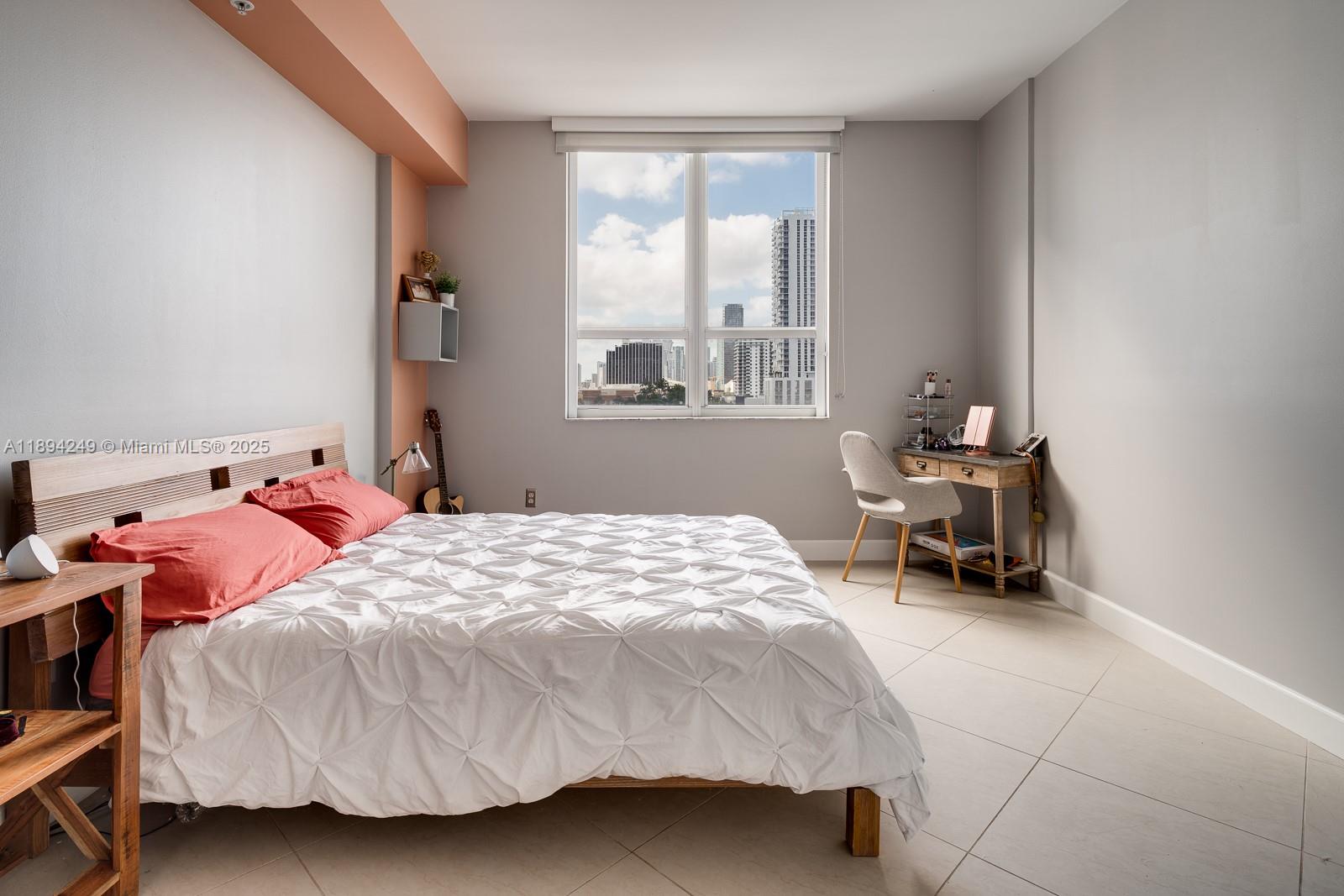 UPTOWN LOFTS CONDO - Residential