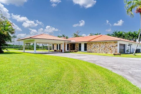 15420 SW 212th Ave Miami FL 33187