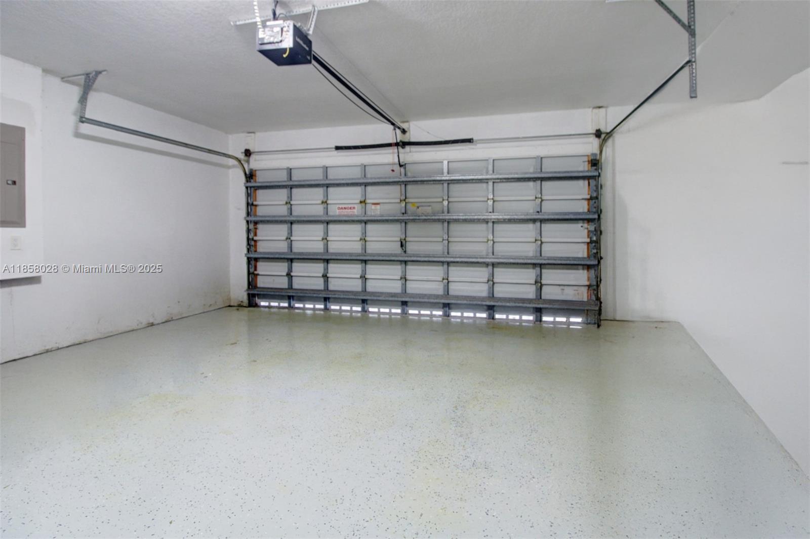 SECTOR 2-PARCELS 1 2 3 4 - Residential Lease