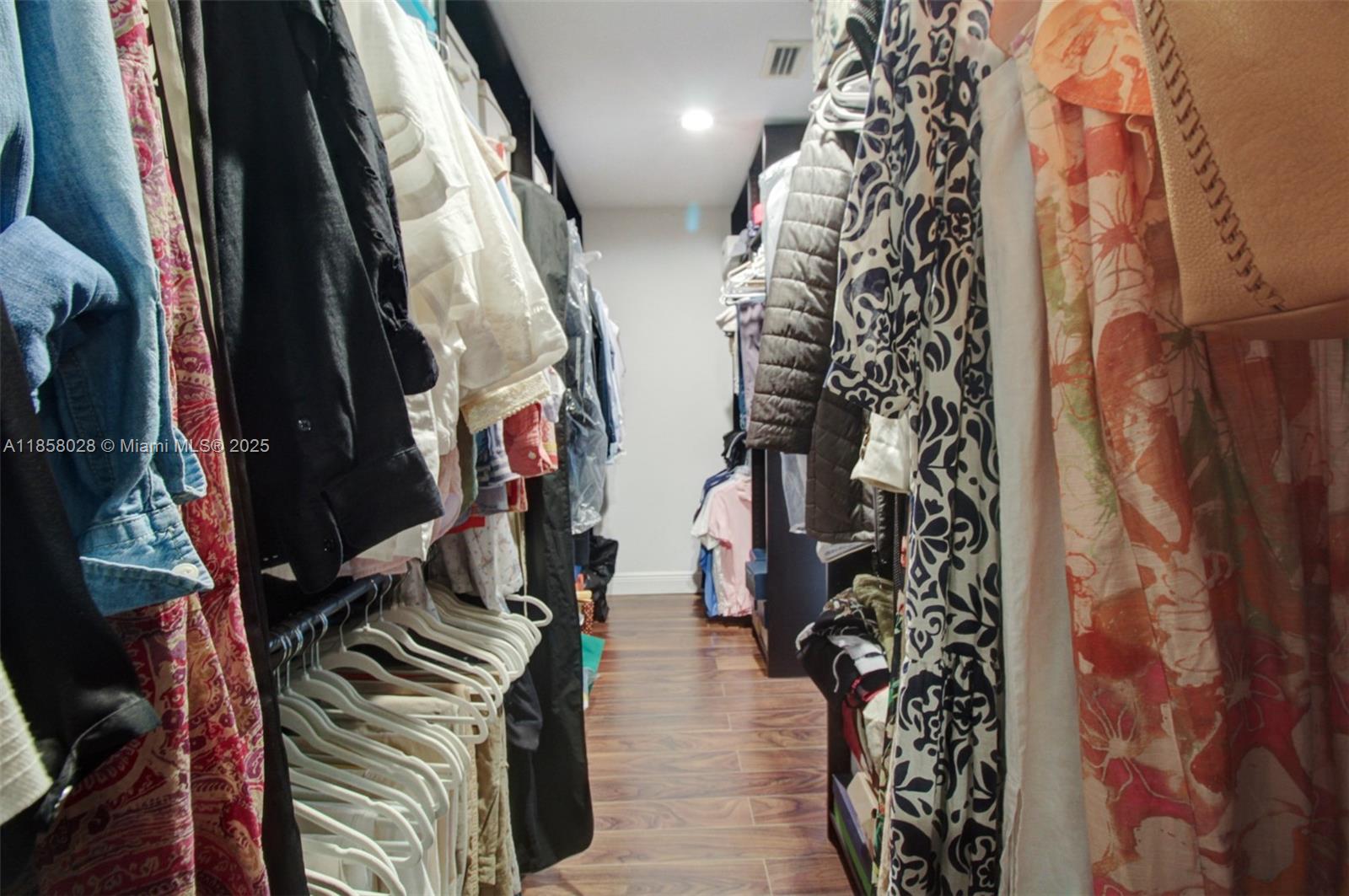 SECTOR 2-PARCELS 1 2 3 4 - Residential Lease