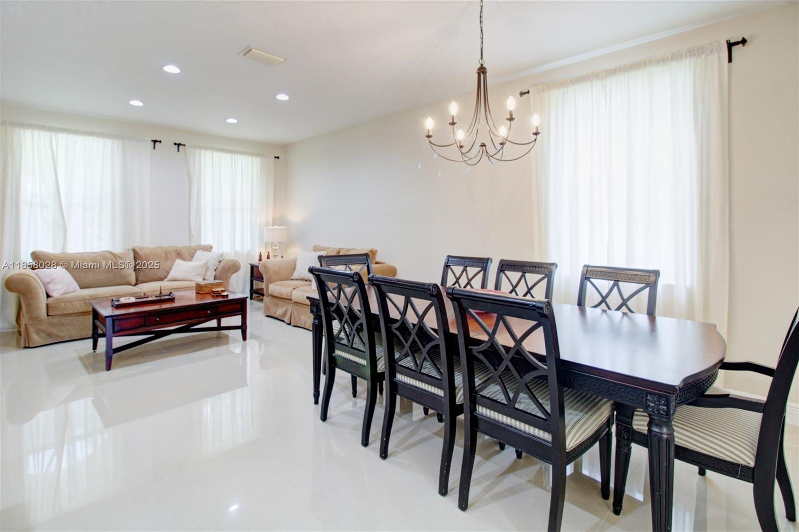 SECTOR 2-PARCELS 1 2 3 4 - Residential Lease