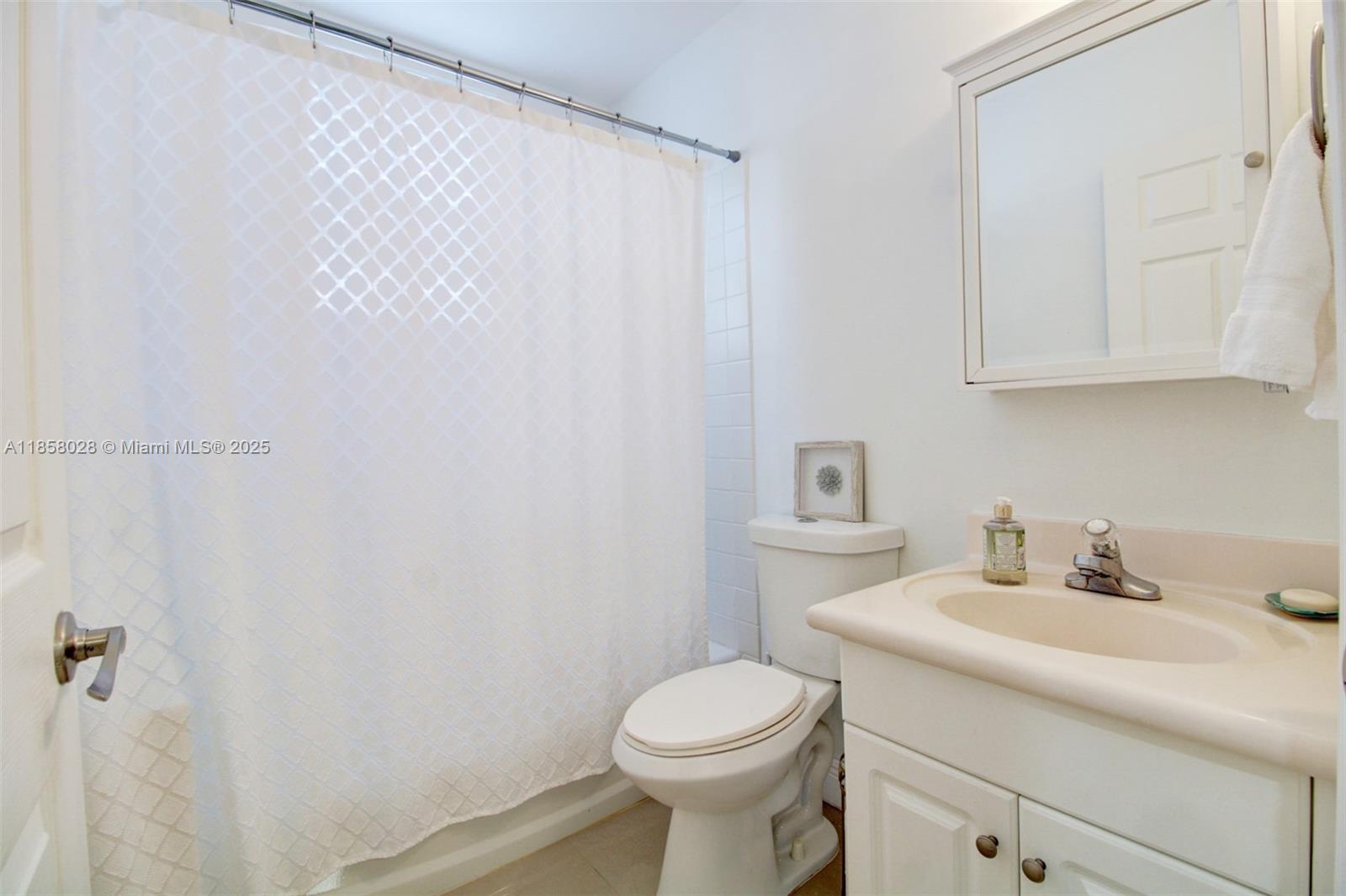 SECTOR 2-PARCELS 1 2 3 4 - Residential Lease