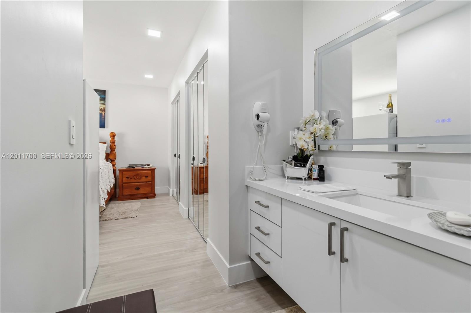 LES CHATEAUX AT INT GARDE - Residential