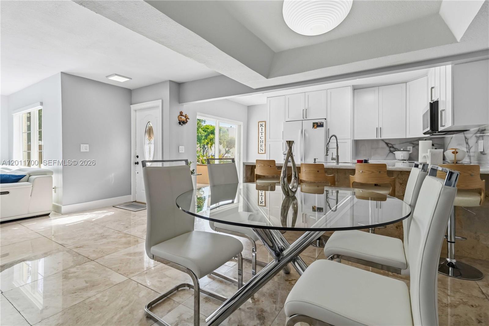 LES CHATEAUX AT INT GARDE - Residential