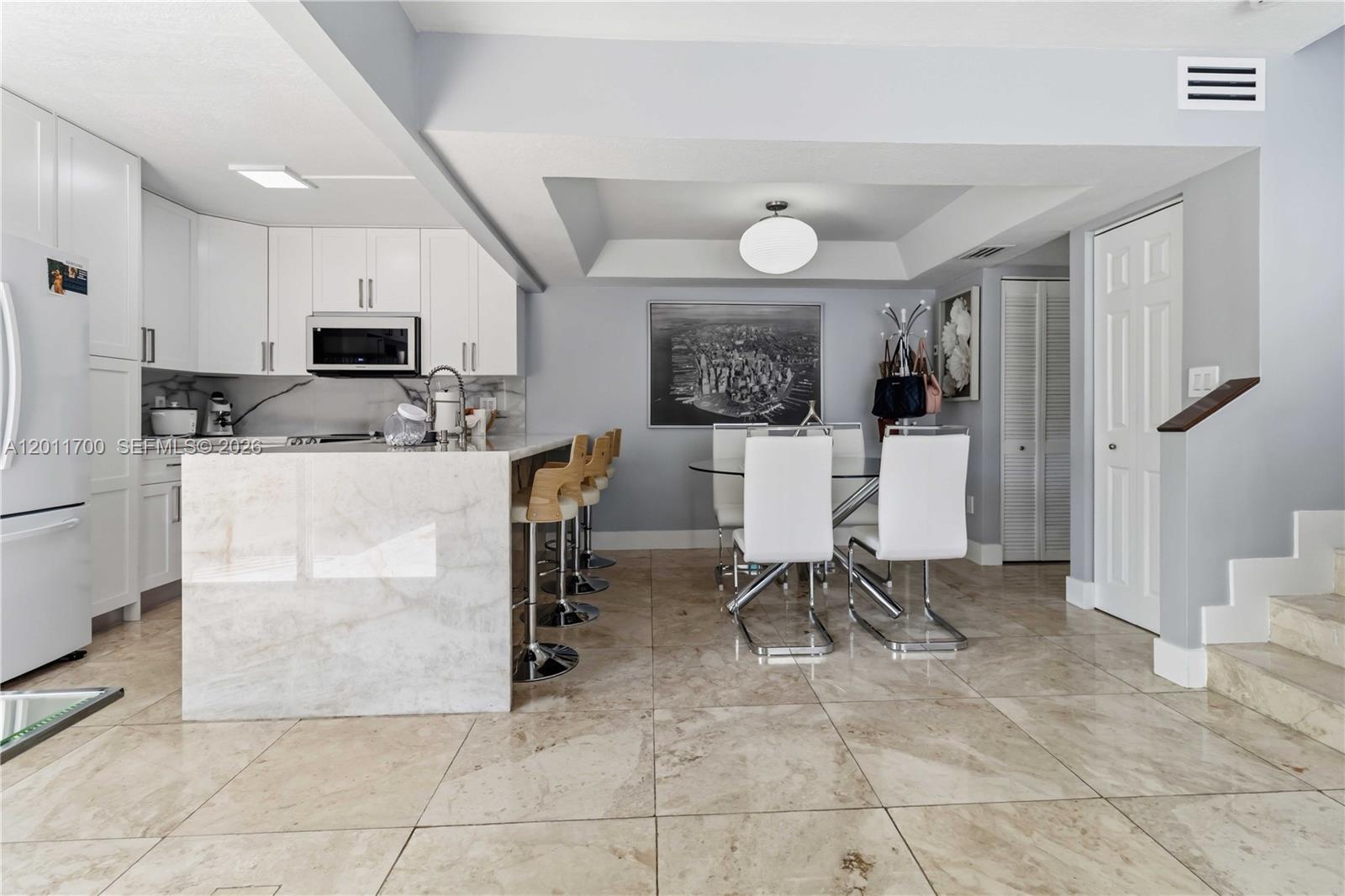 LES CHATEAUX AT INT GARDE - Residential
