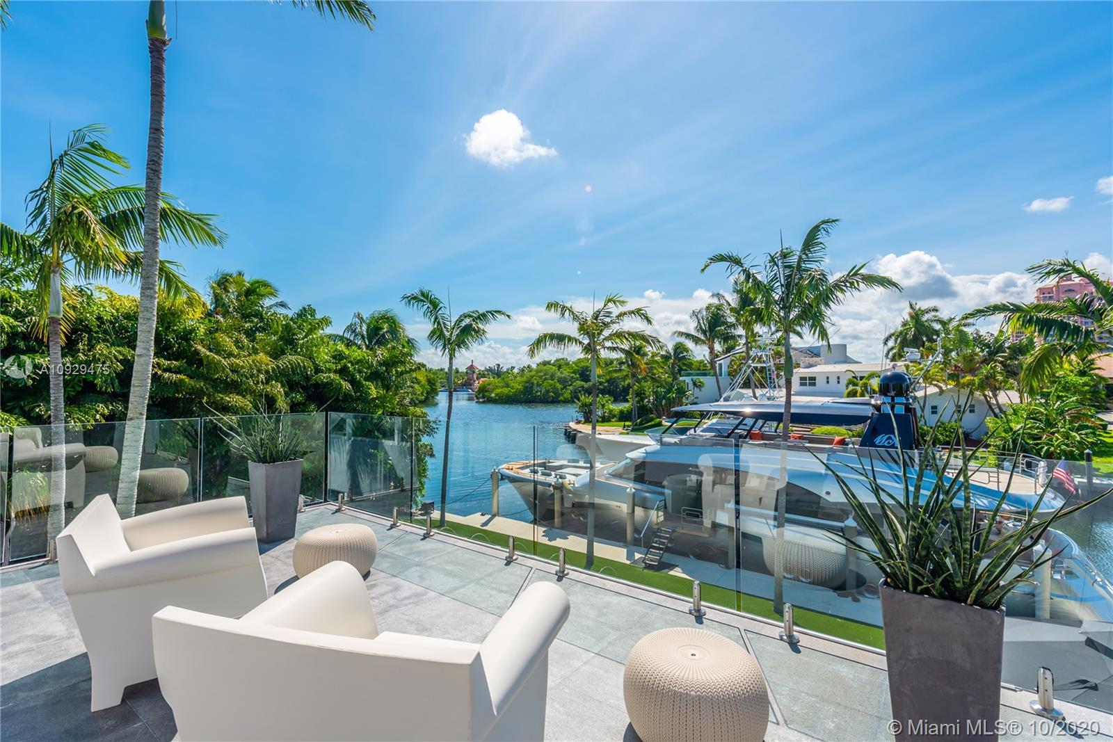 SUNRISE HARBOUR REV PL - Residential