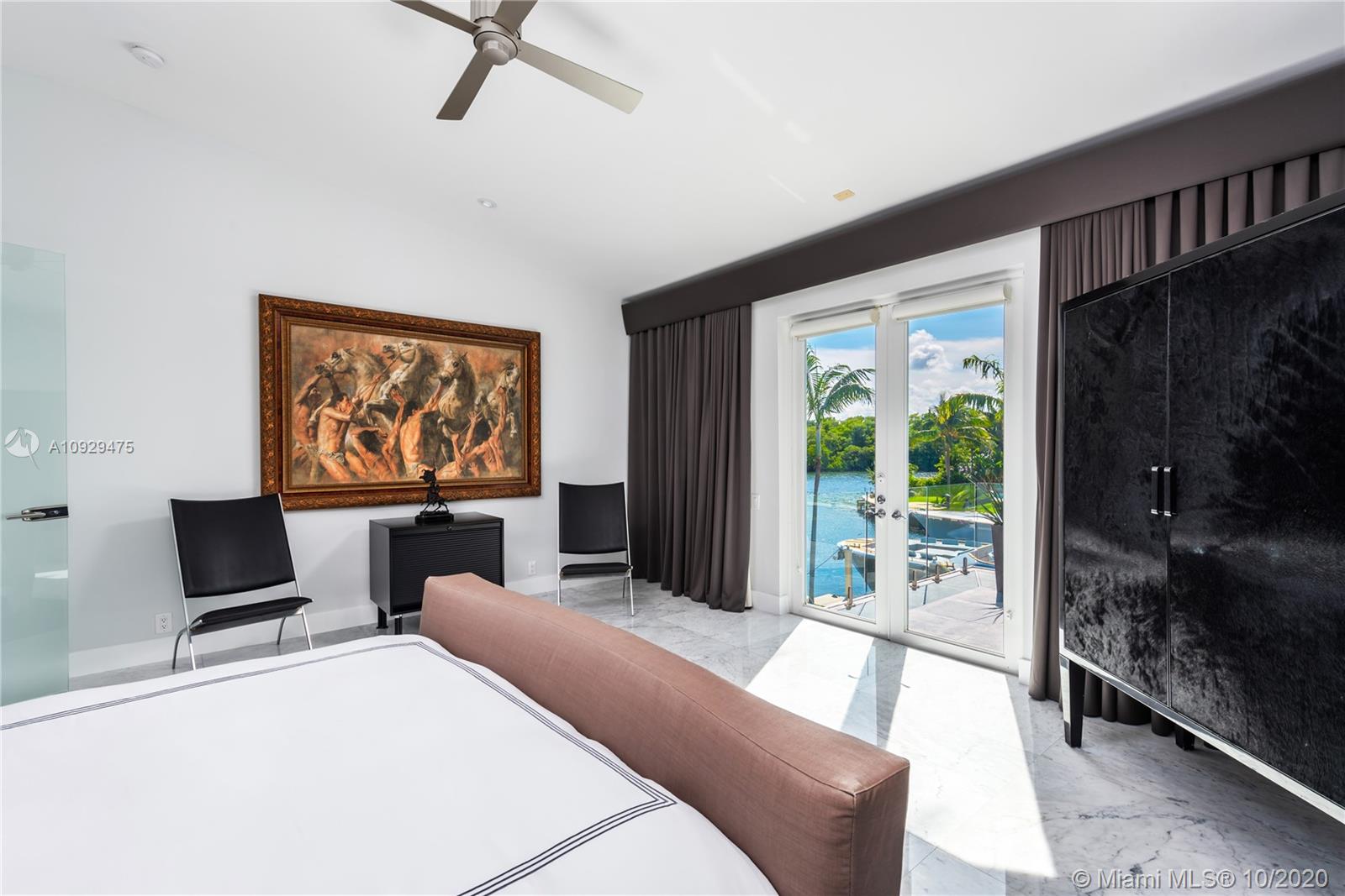 SUNRISE HARBOUR REV PL - Residential