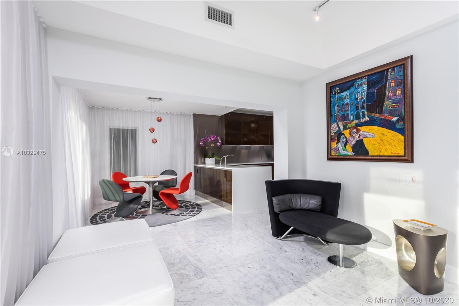 SUNRISE HARBOUR REV PL - Residential