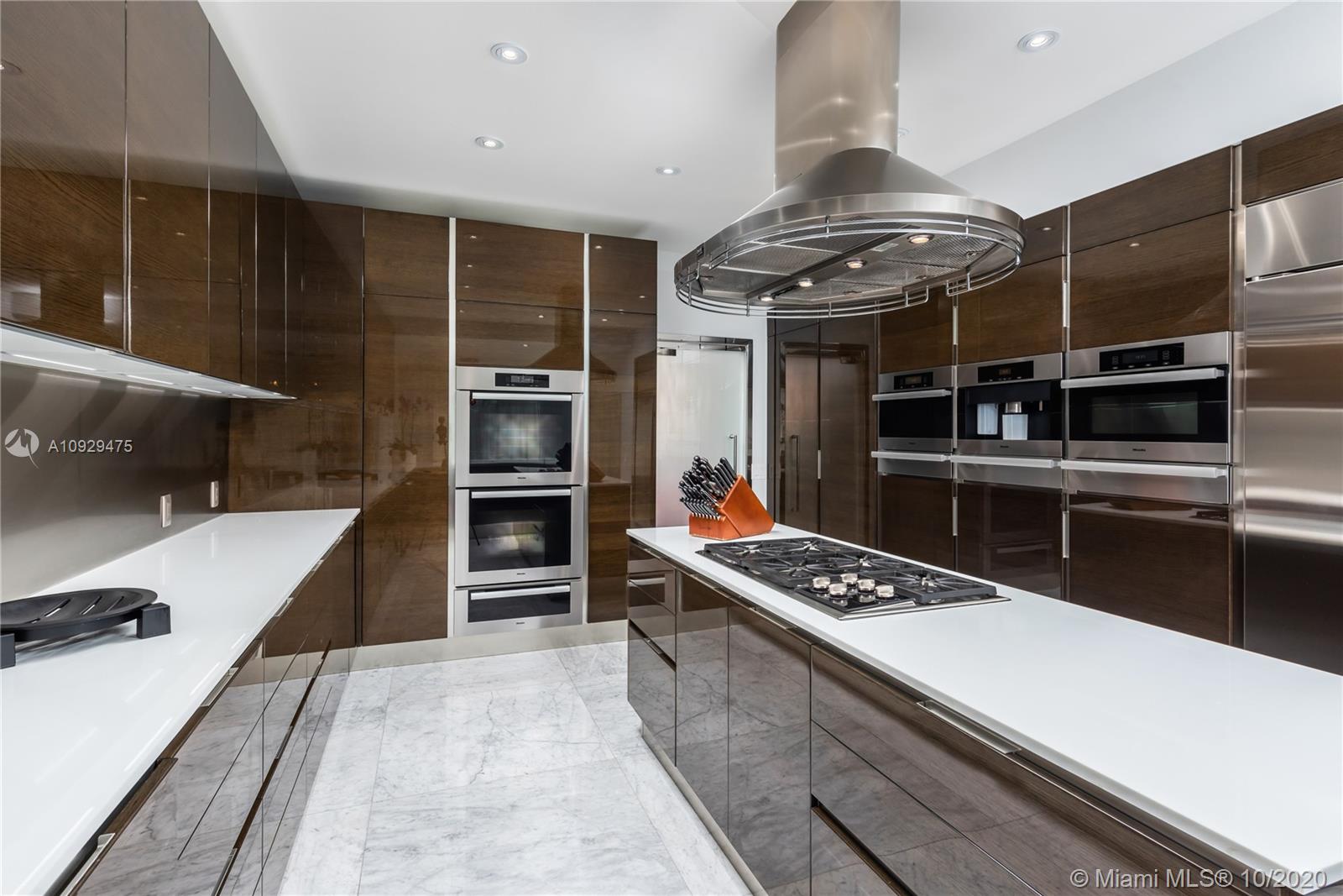 SUNRISE HARBOUR REV PL - Residential