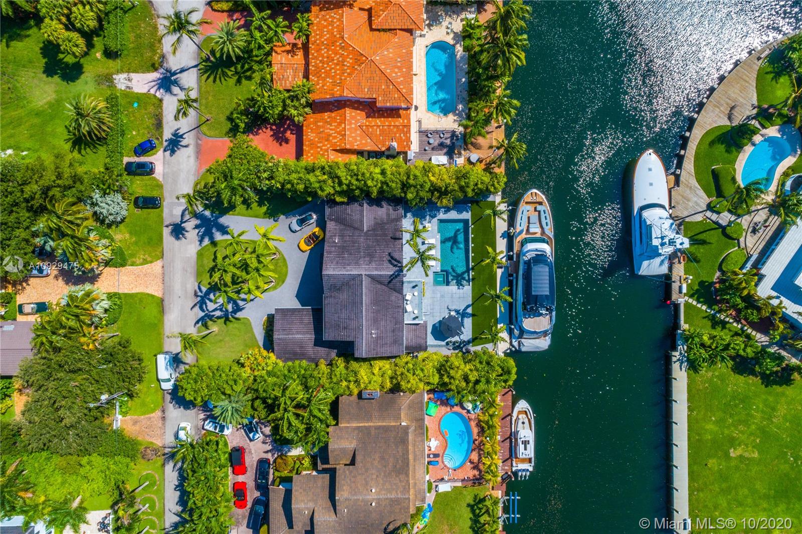 SUNRISE HARBOUR REV PL - Residential