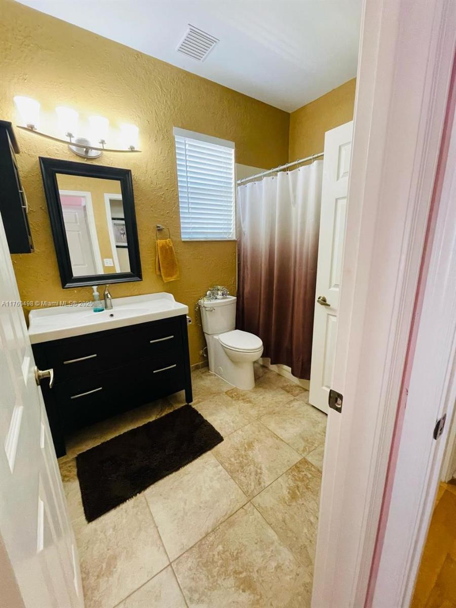 HOLIDAY SPRINGS EAST - Residential