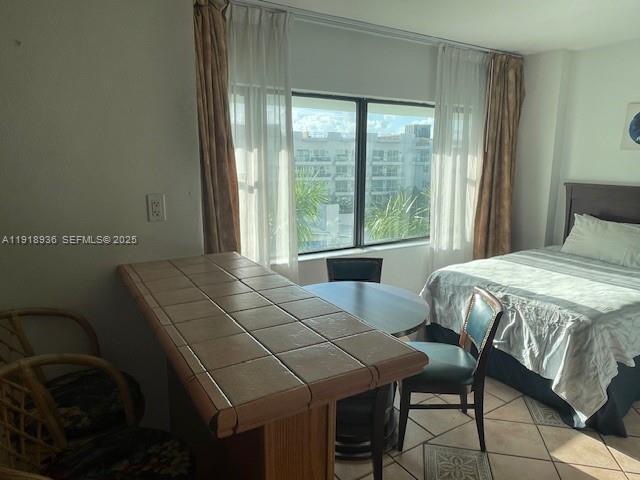 THE CASABLANCA CONDO - Residential