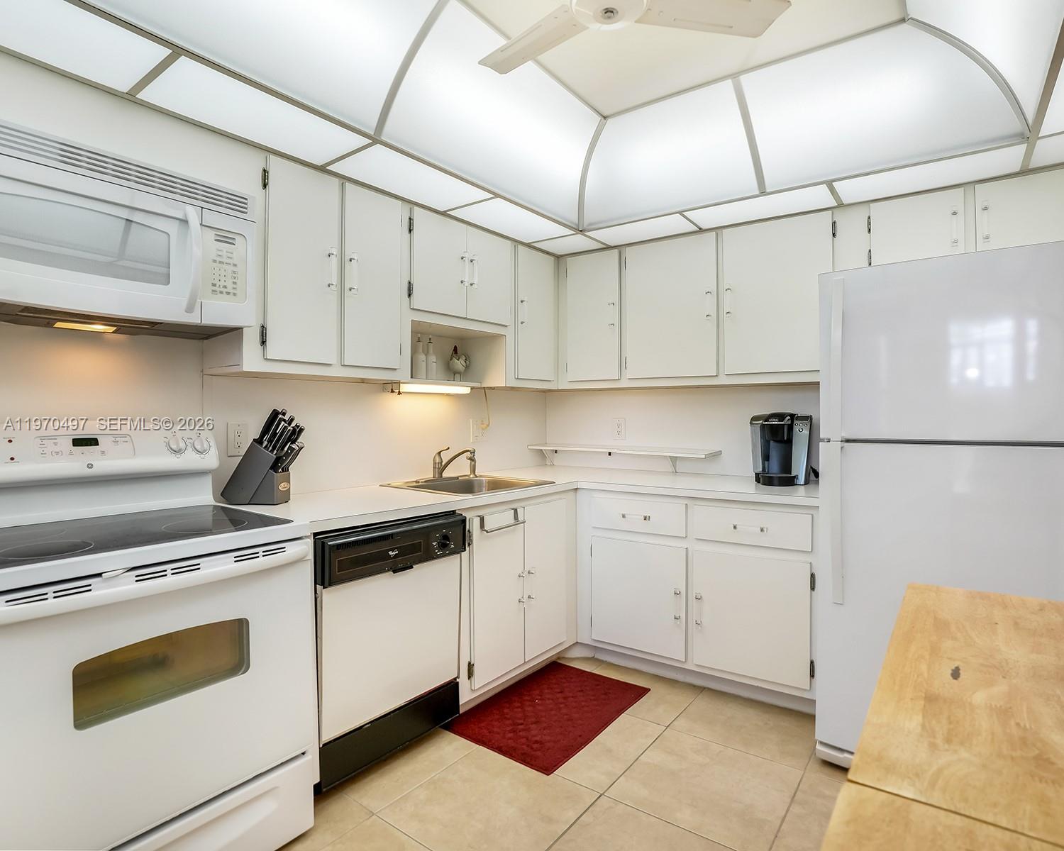 NO 22 PALM-AIRE COUNTRY C - Residential