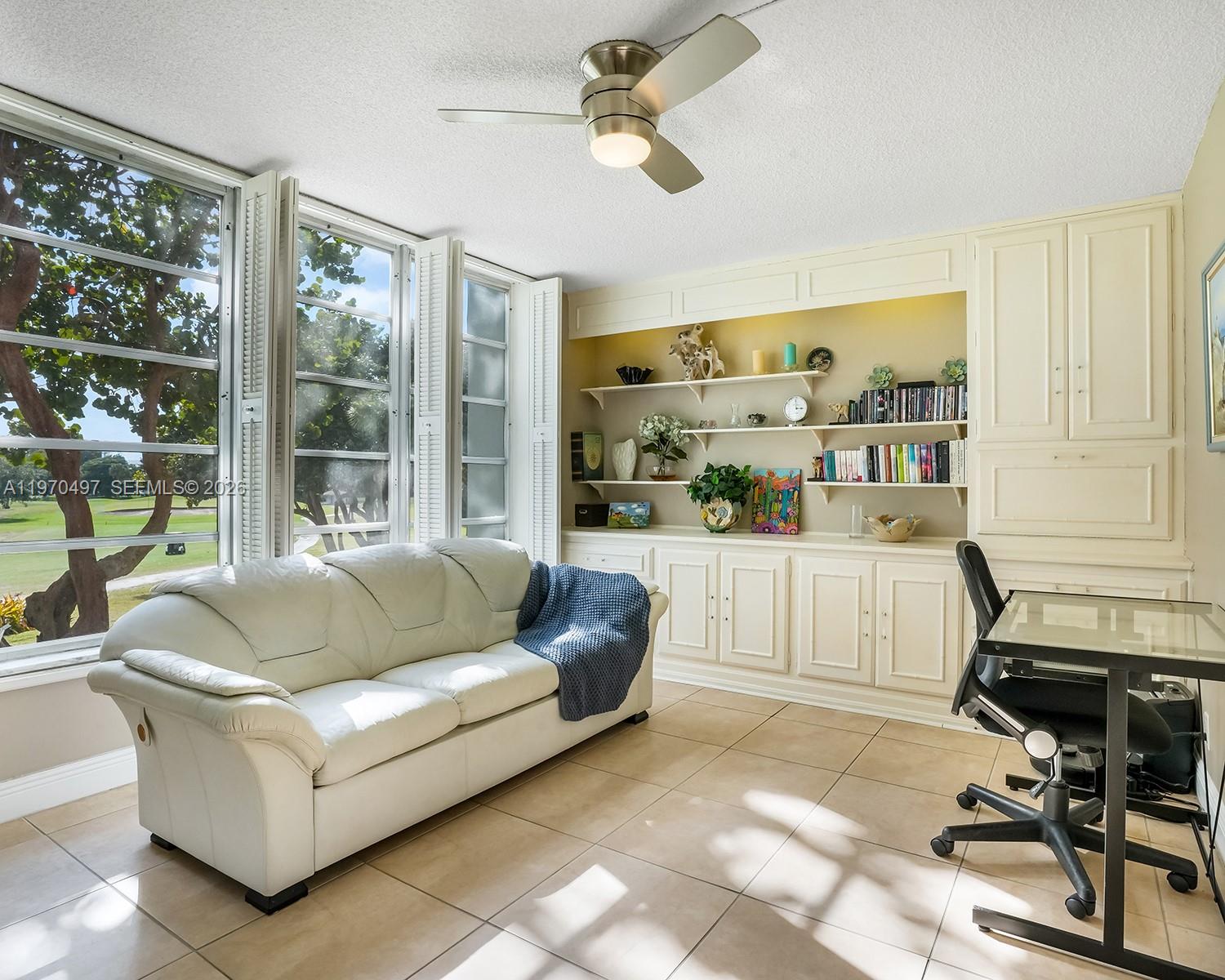 NO 22 PALM-AIRE COUNTRY C - Residential