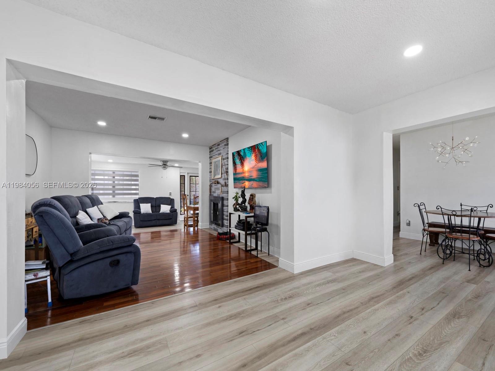 SOUTH CORAL HOMES SEC 2 - Residential