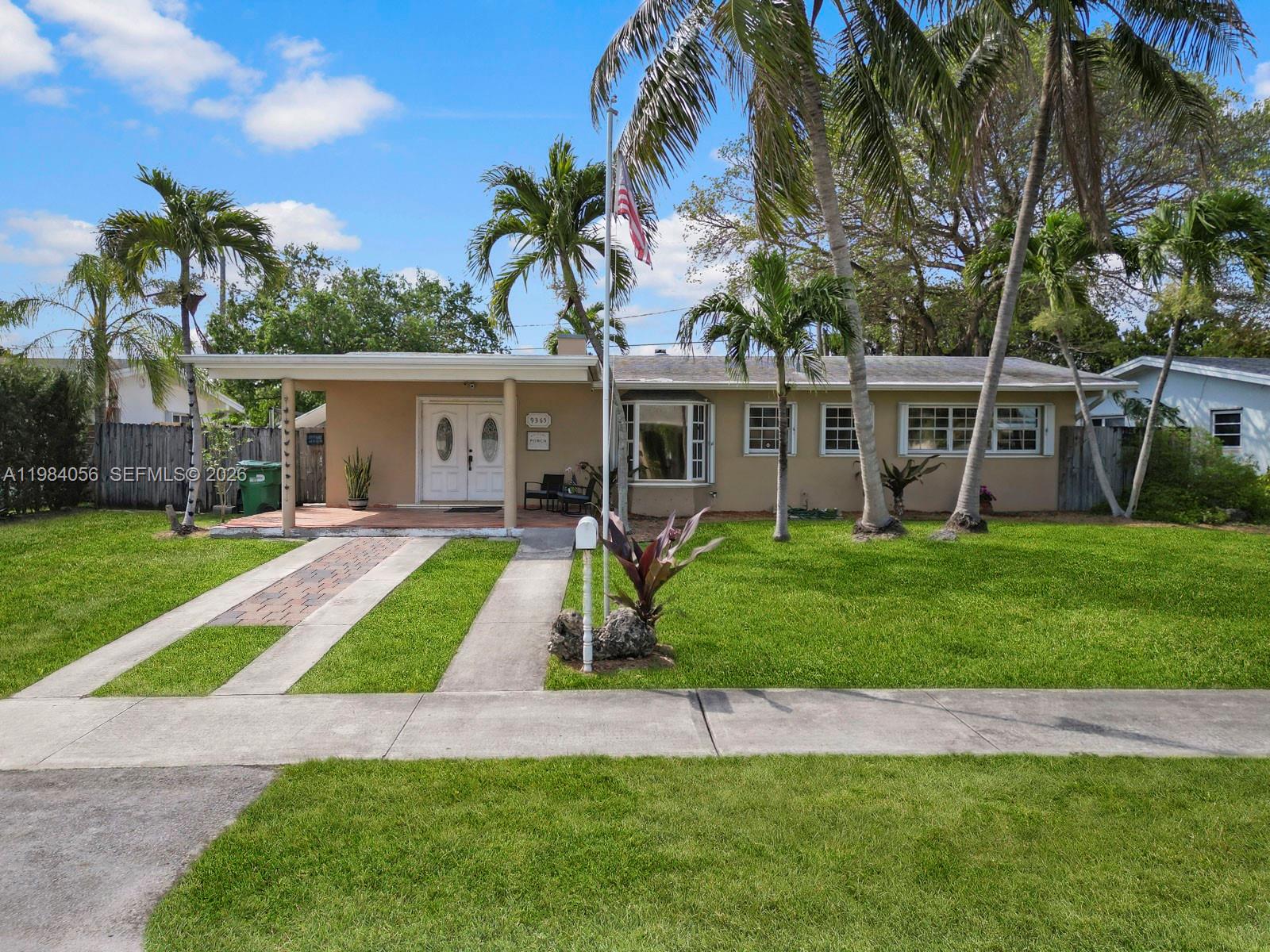 SOUTH CORAL HOMES SEC 2 - Residential