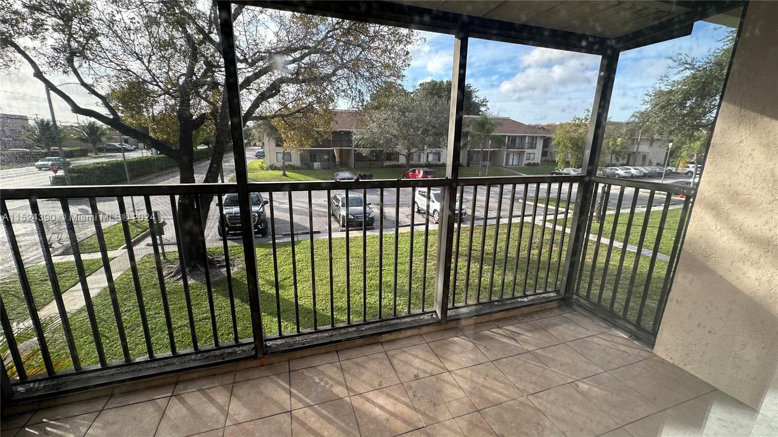 HAMPTON COURT CONDO - Residential Lease