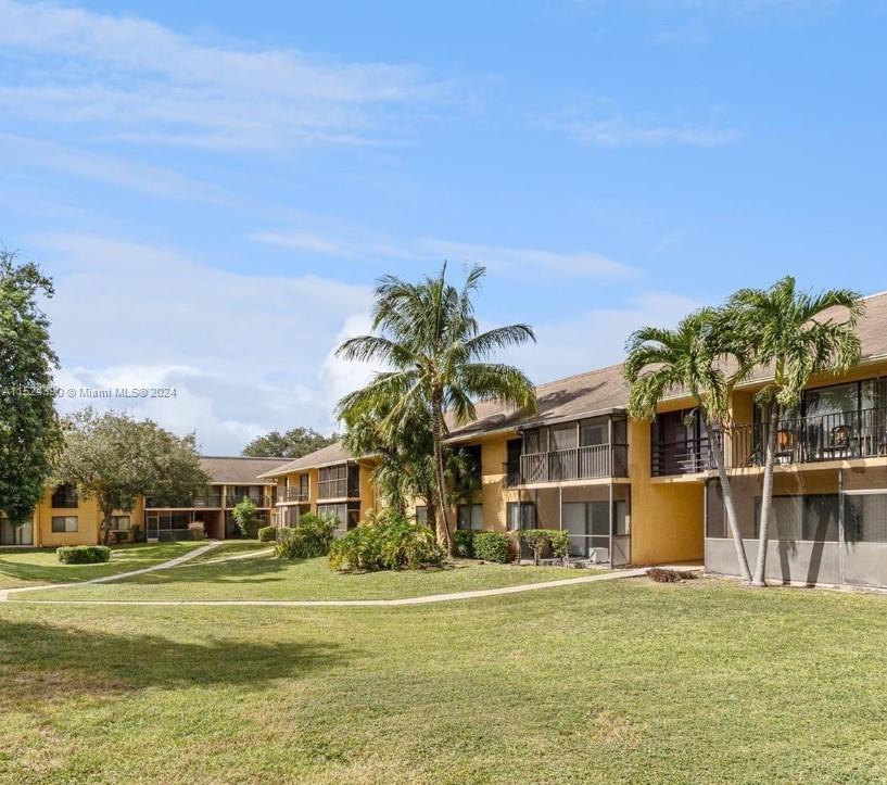 HAMPTON COURT CONDO - Residential Lease