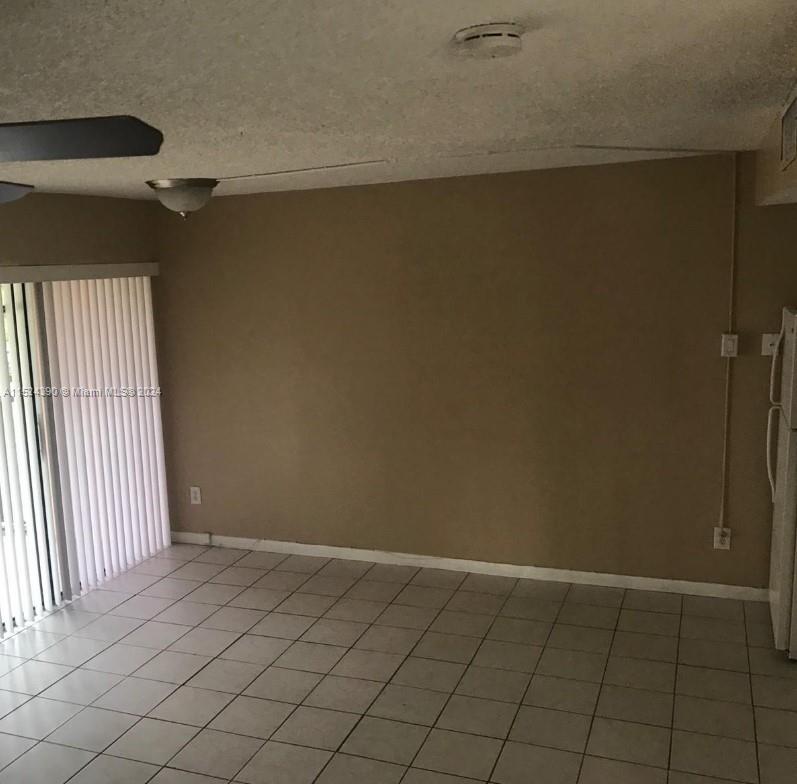 HAMPTON COURT CONDO - Residential Lease