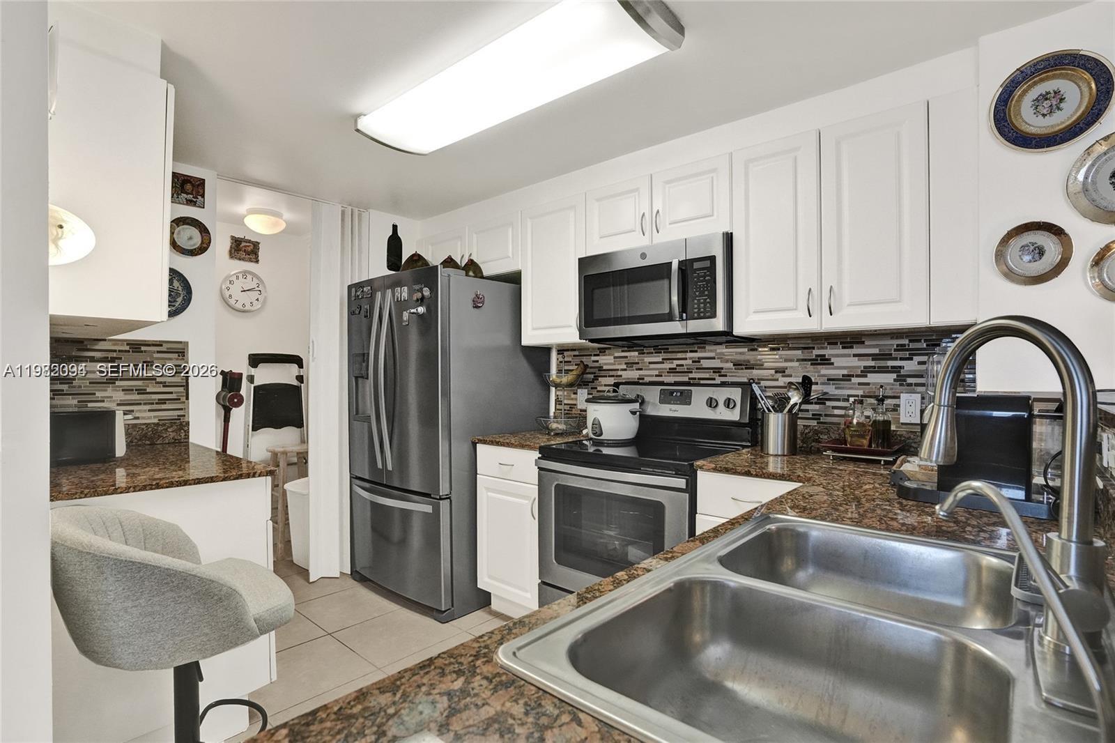 LEJEUNE PLAZA CONDO - Residential