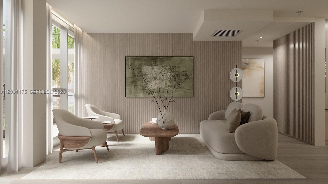 260 Collins Ave 302