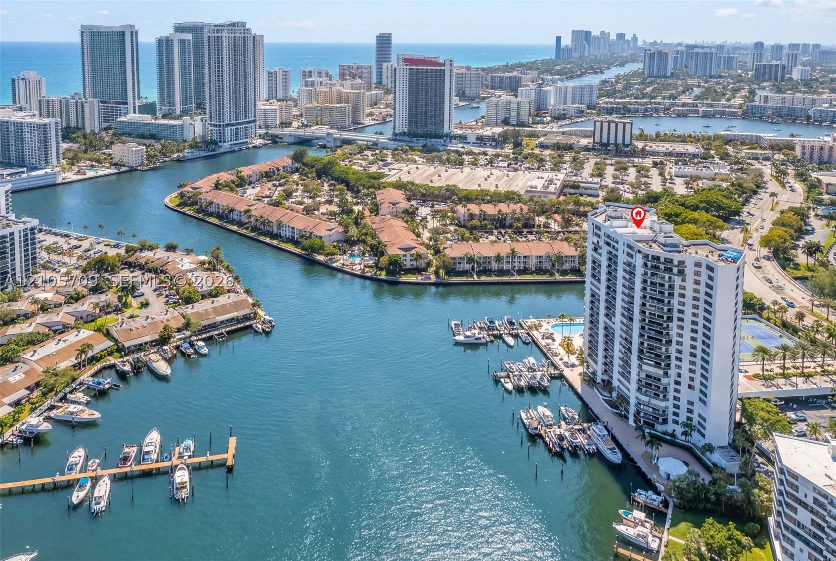 300 Three Islands Blvd 516