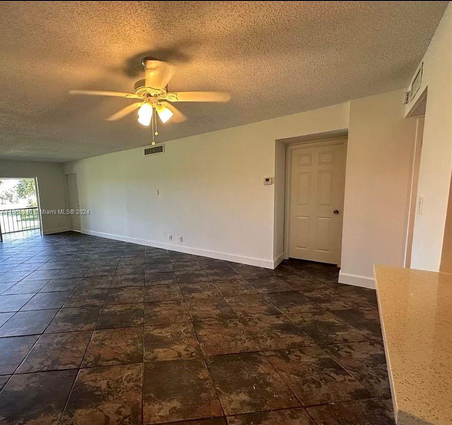 INVERRARY COUNTRY CLUB - Residential