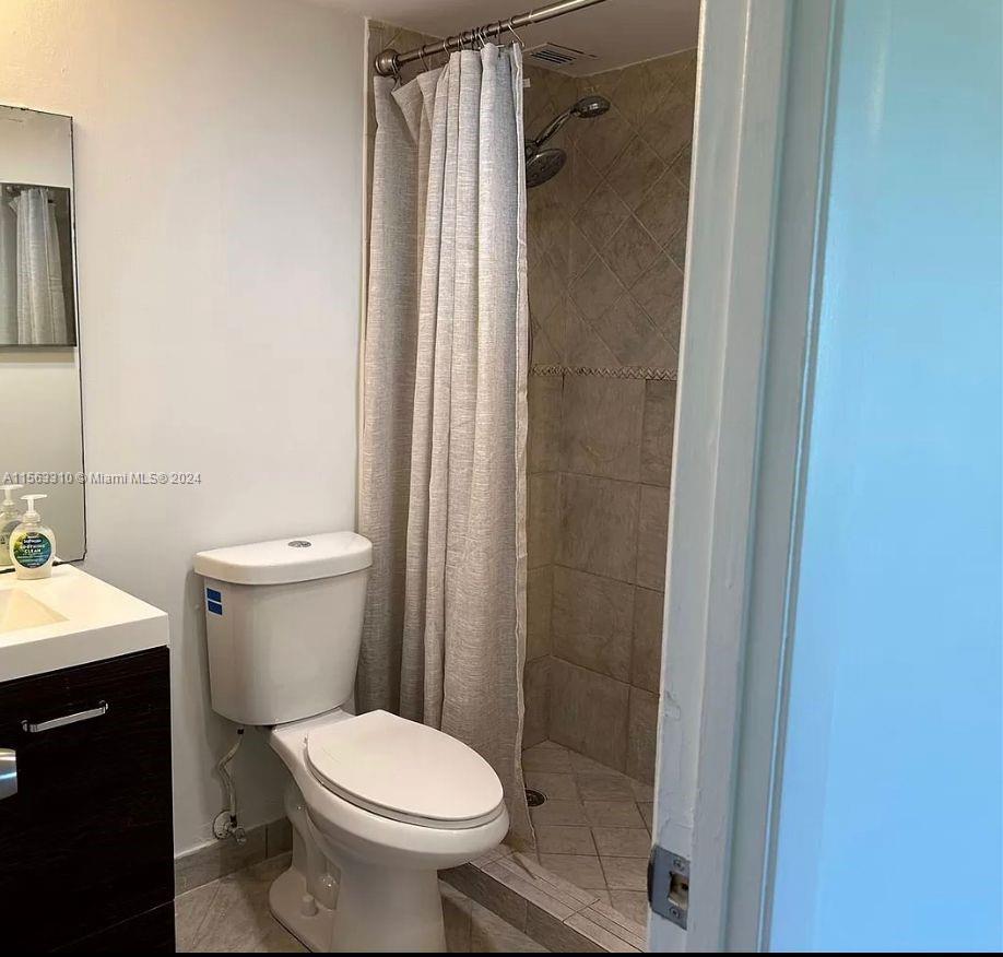 INVERRARY COUNTRY CLUB - Residential