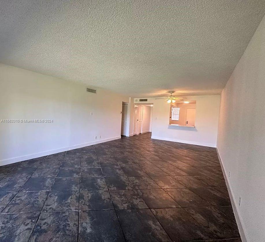 INVERRARY COUNTRY CLUB - Residential