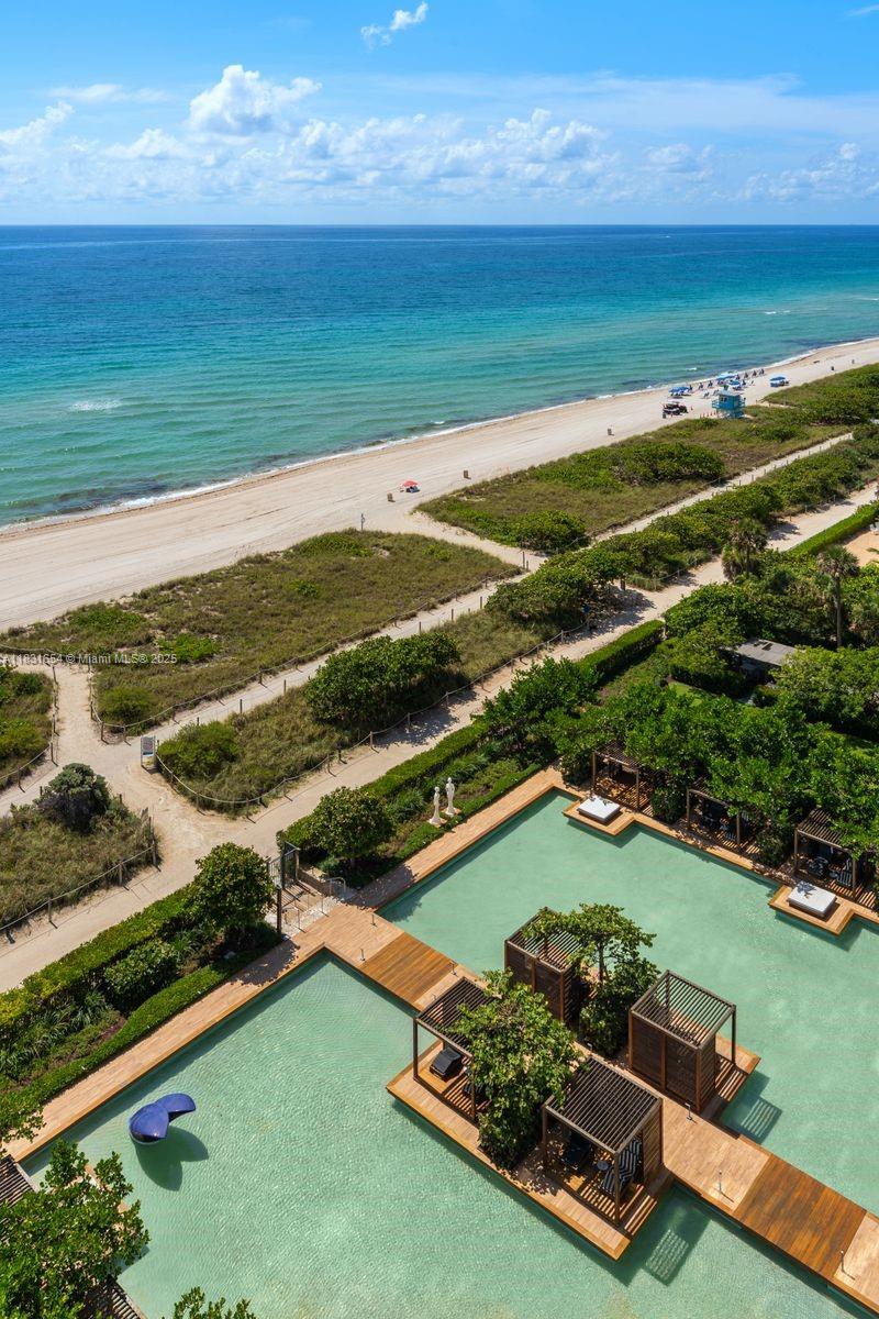 ALTOS DEL MAR NO. 5 - Residential