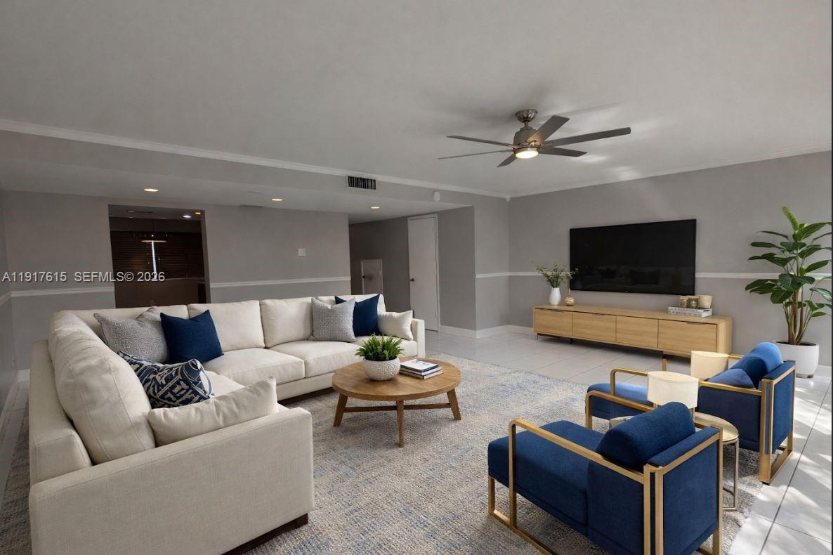 NOB HILL AT WELLEBY CONDO - Residential