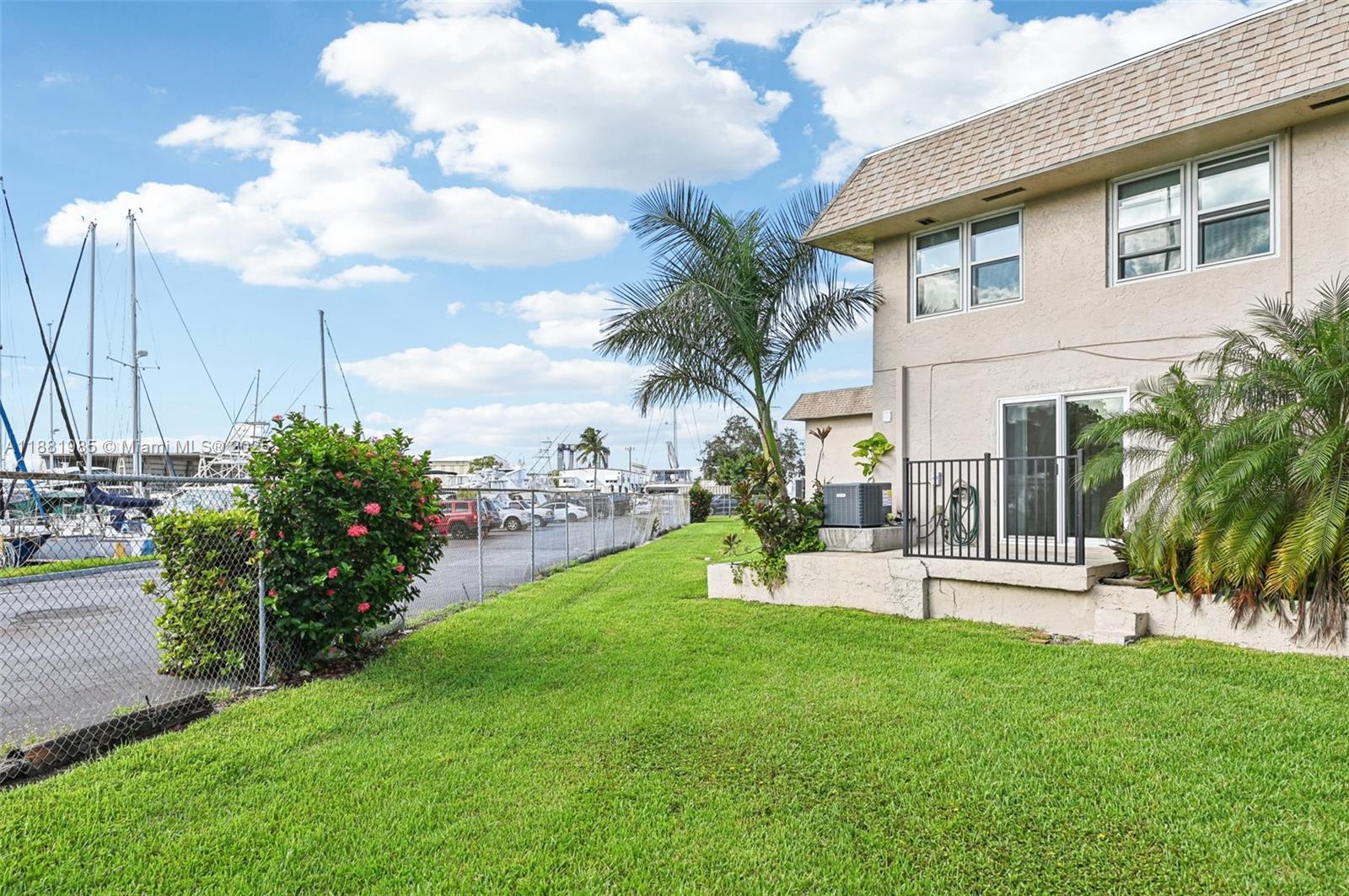 Marina Townhomes - Residential Lease