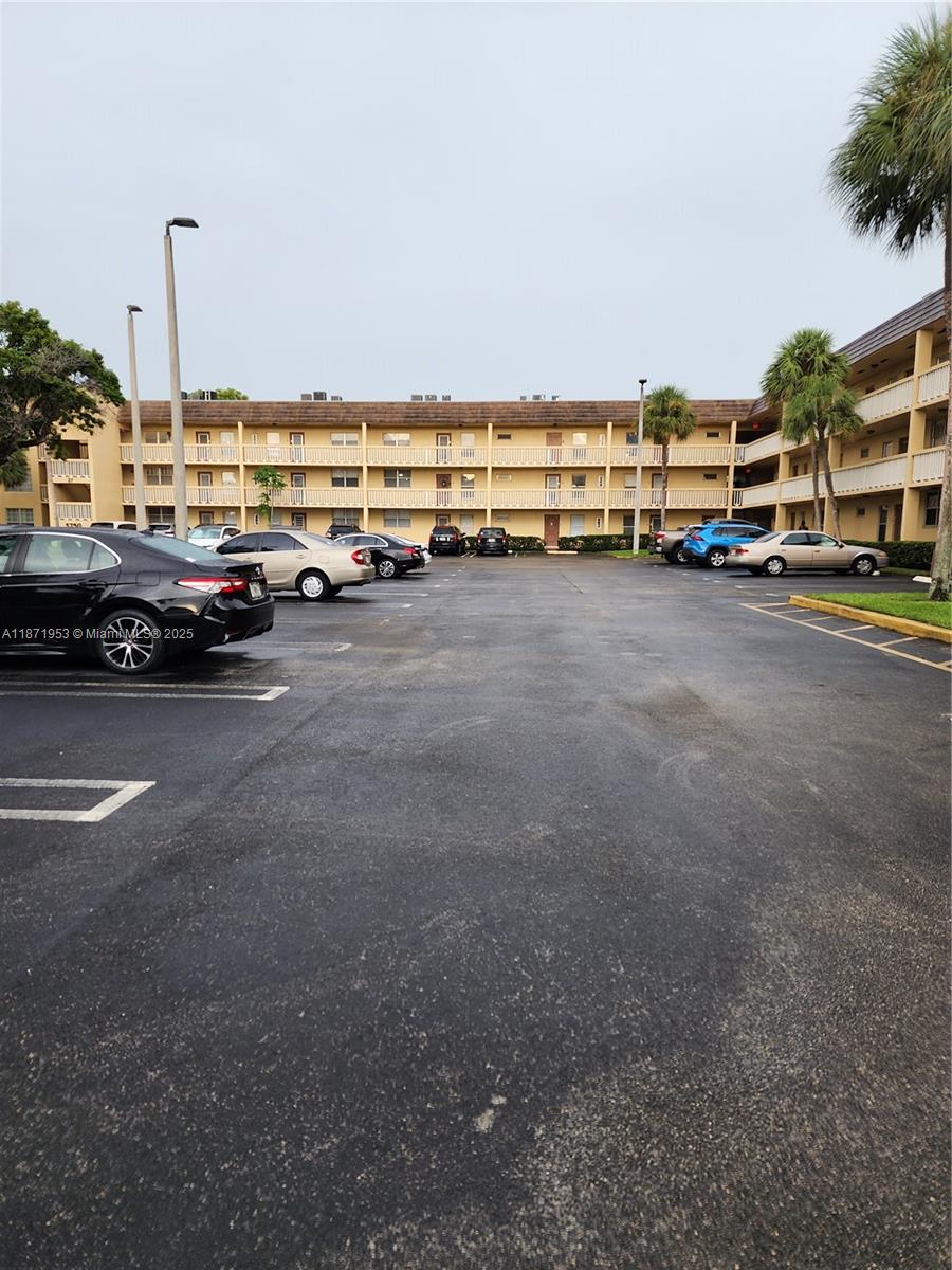 BERMUDA CLUB NINE CONDO - Residential