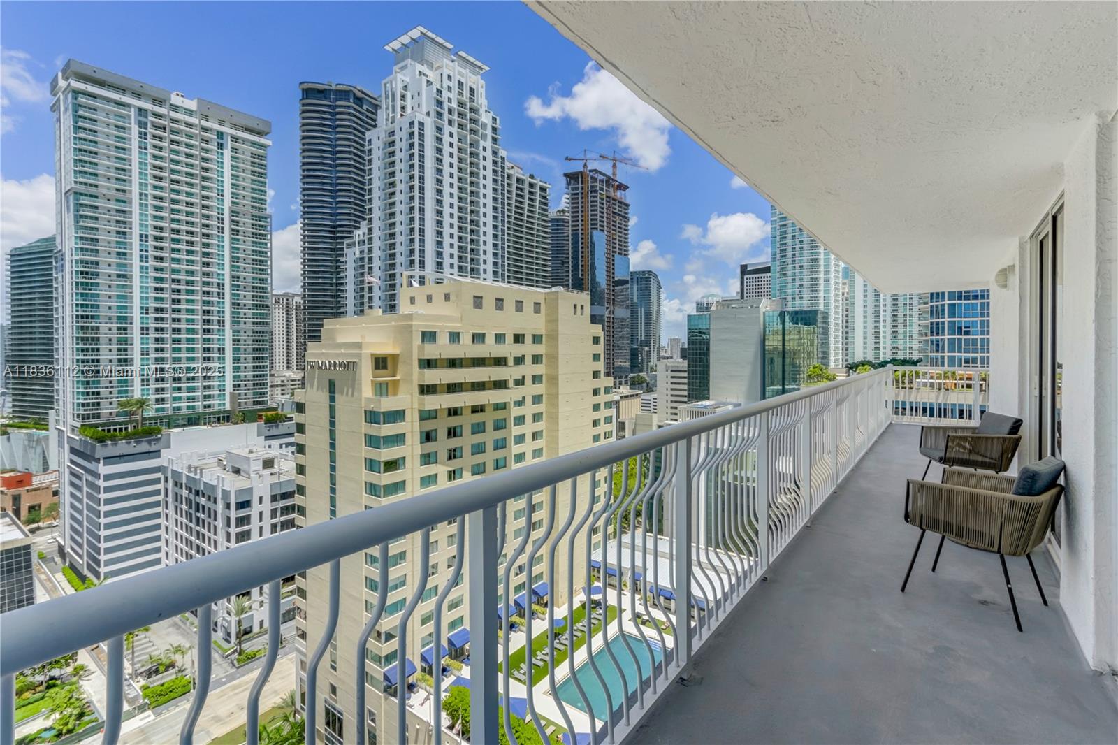 1200 Brickell Bay Dr 2424