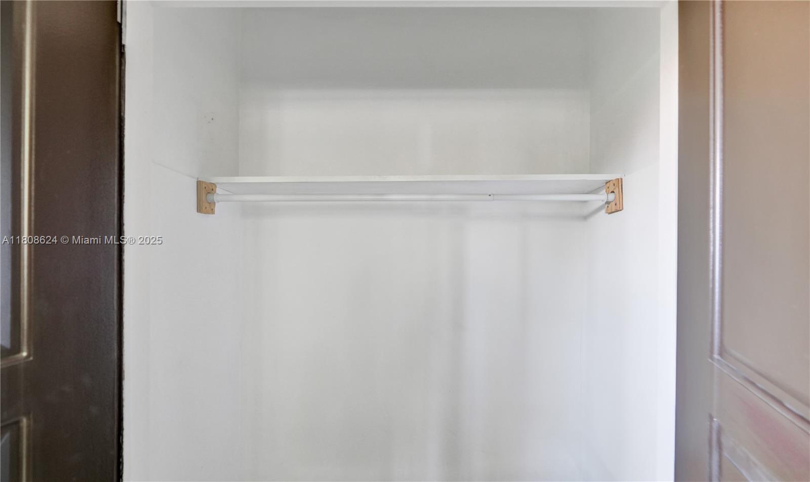 LANDINGS FIRST SEC - Residential Lease