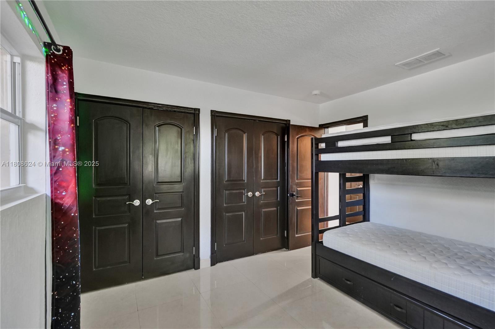 LANDINGS FIRST SEC - Residential Lease