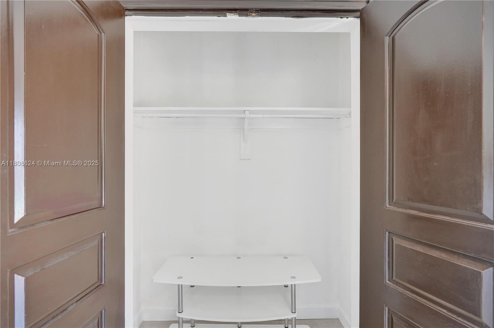 LANDINGS FIRST SEC - Residential Lease