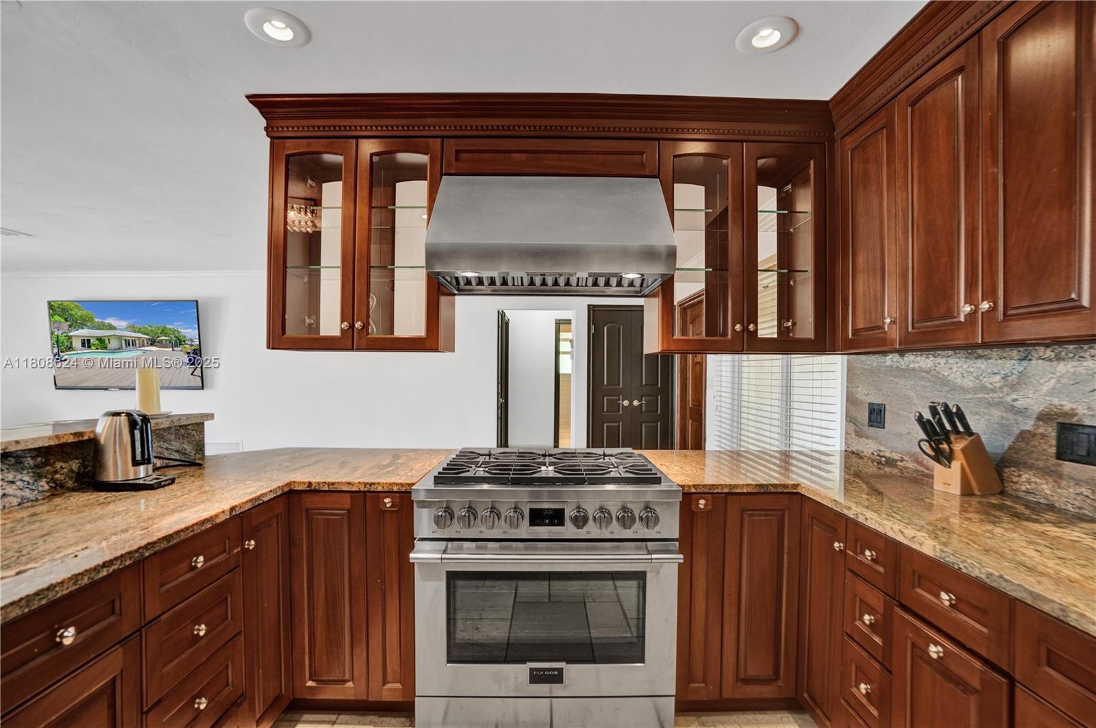 LANDINGS FIRST SEC - Residential Lease