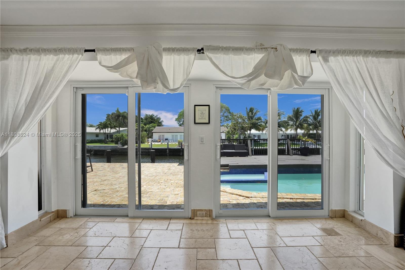 LANDINGS FIRST SEC - Residential Lease