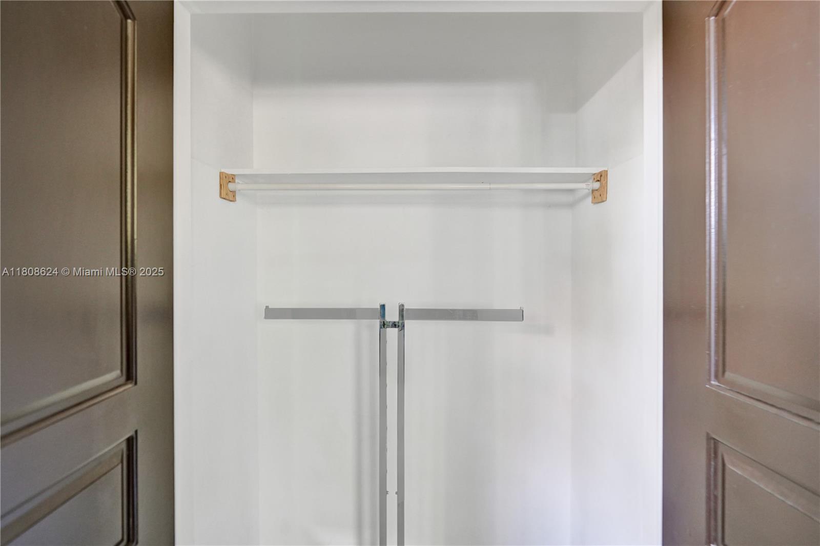 LANDINGS FIRST SEC - Residential Lease