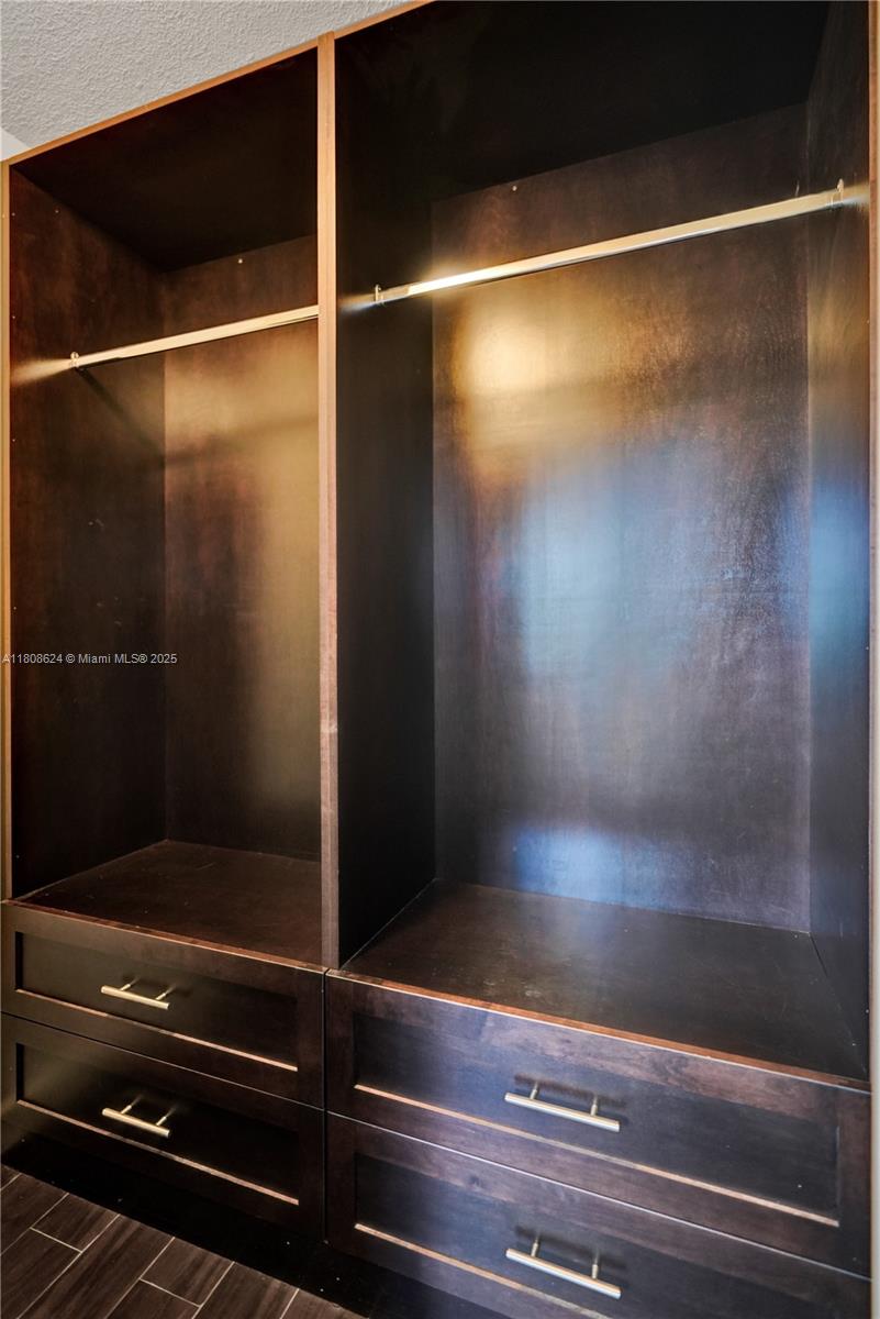 LANDINGS FIRST SEC - Residential Lease