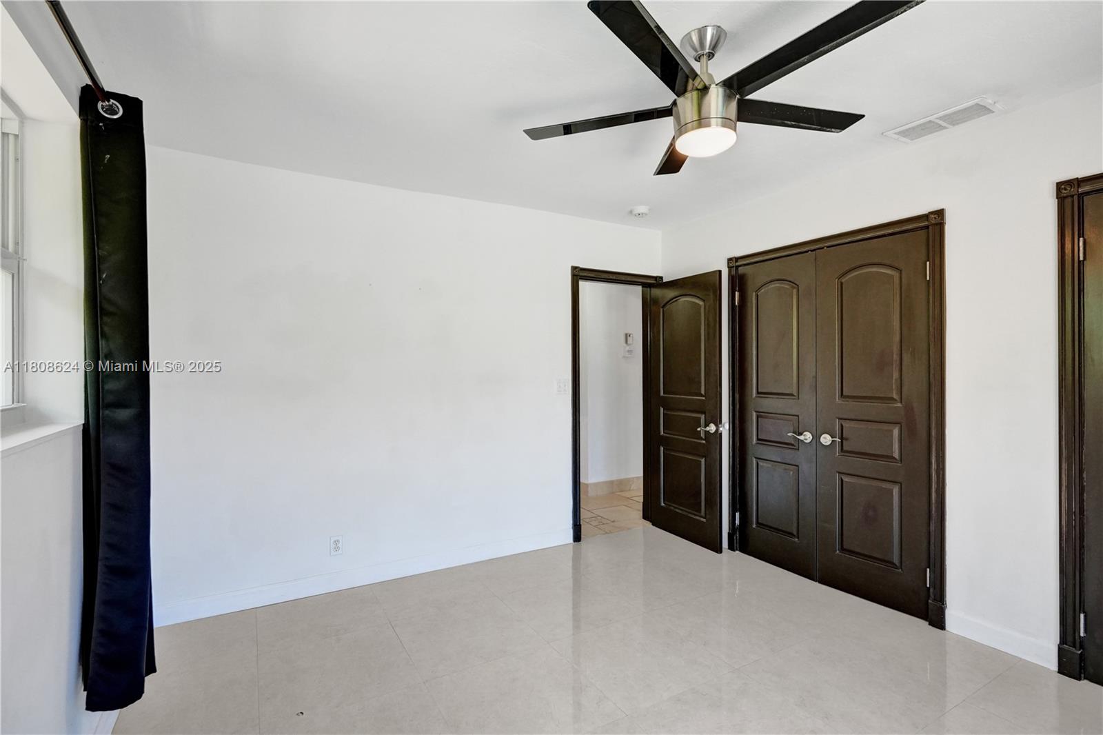 LANDINGS FIRST SEC - Residential Lease