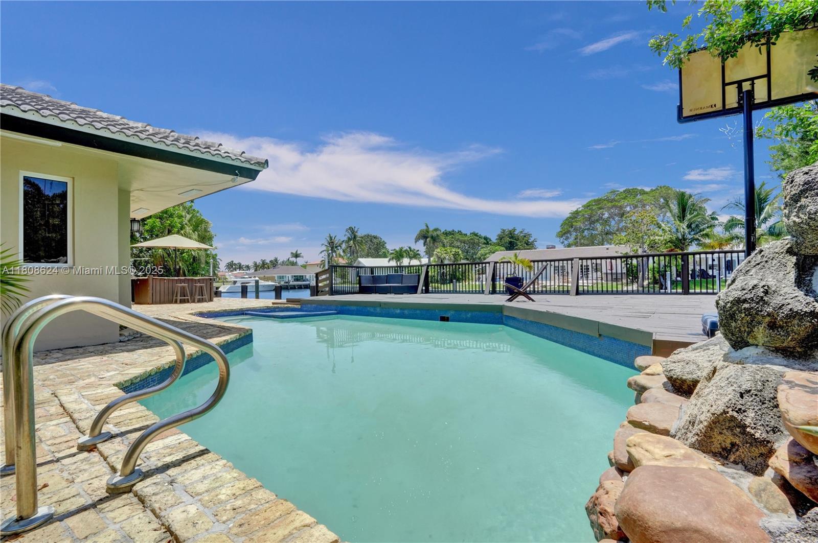 LANDINGS FIRST SEC - Residential Lease