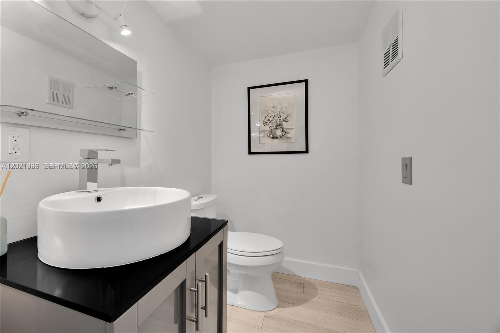 2960 Day Ave 3201