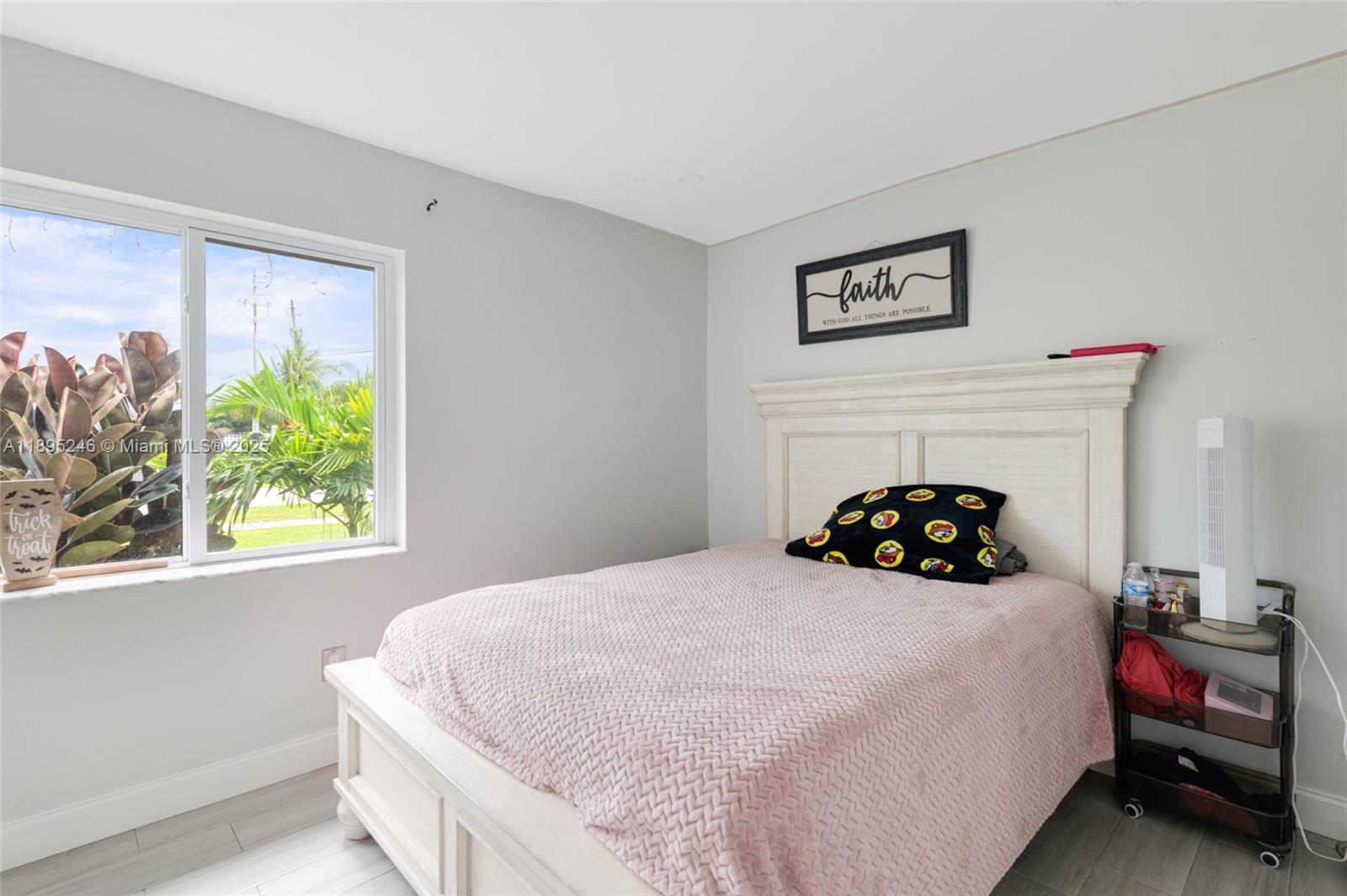 MEADOW WOOD MANOR SEC 8 - Residential