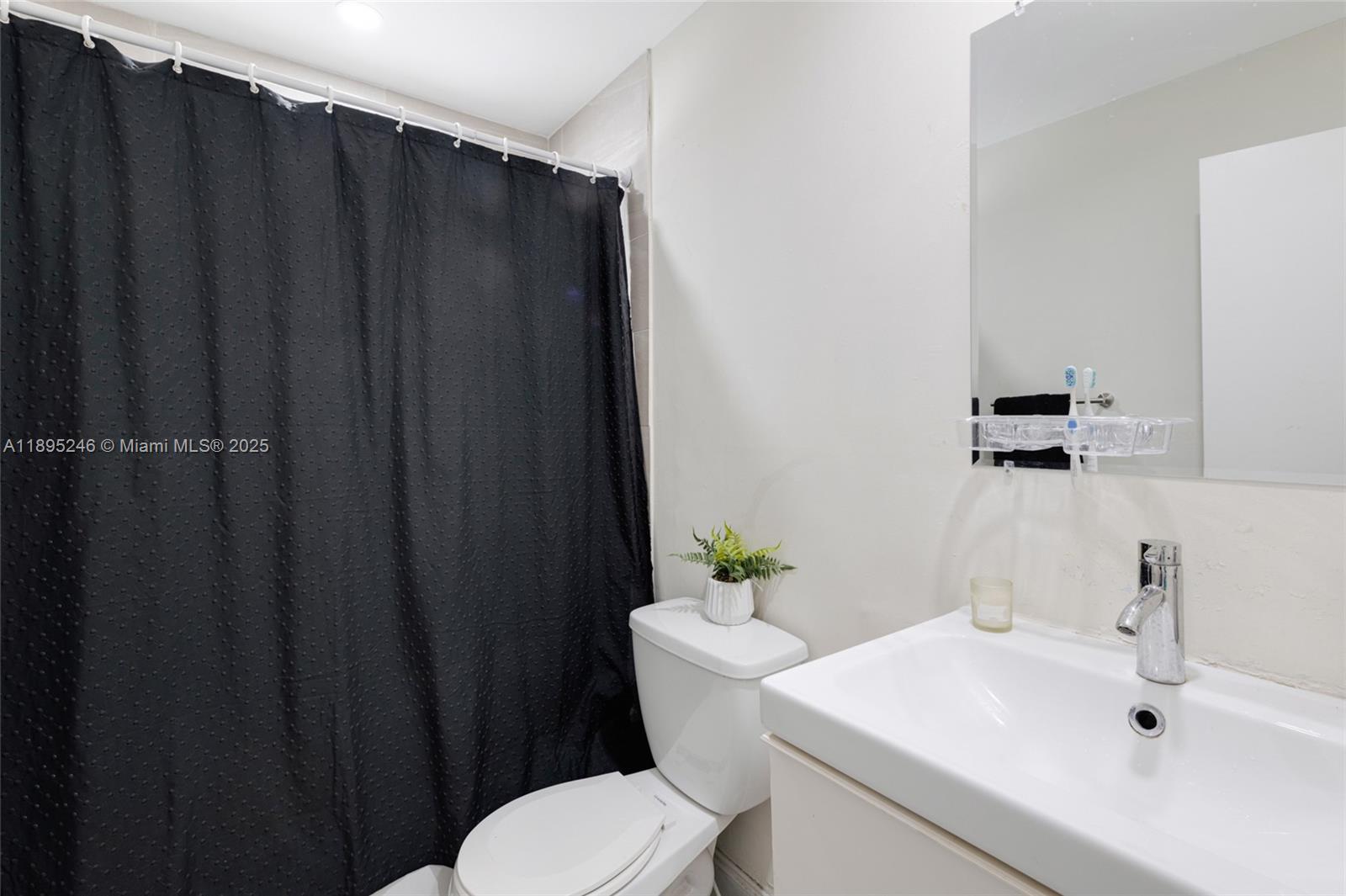 MEADOW WOOD MANOR SEC 8 - Residential