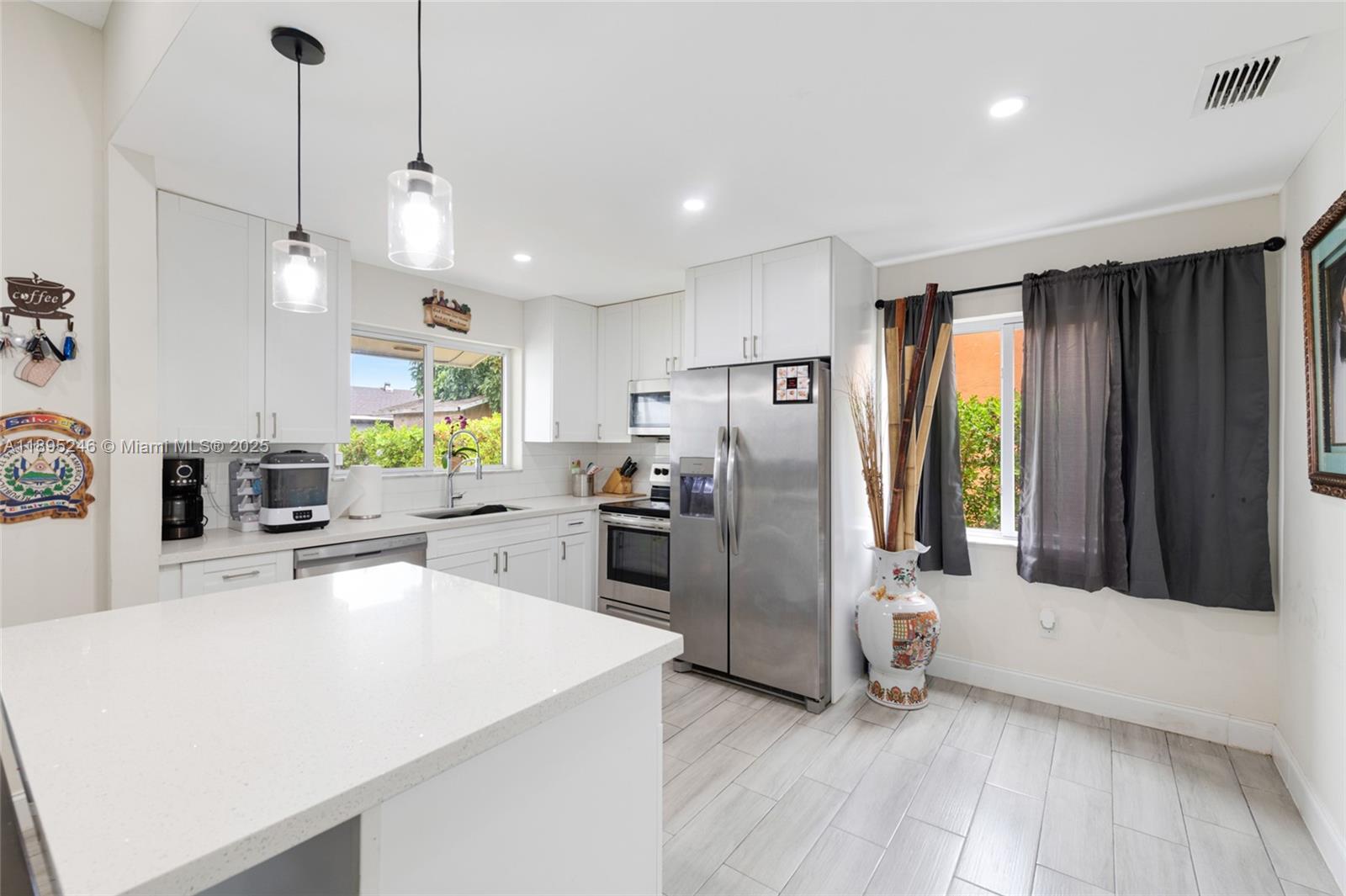 MEADOW WOOD MANOR SEC 8 - Residential