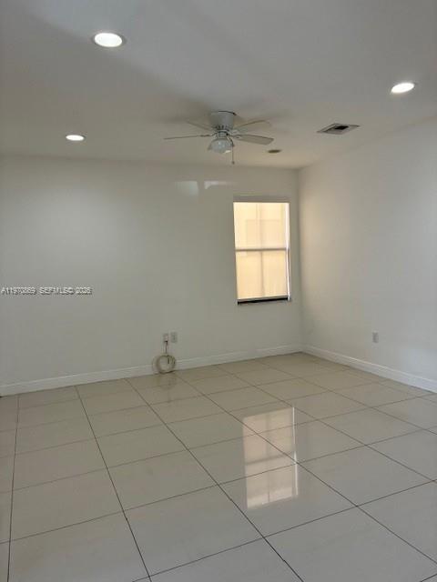 ISLES AT GRAND BAY - Residential Lease