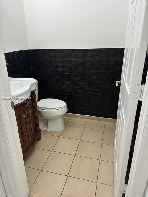 ISLES AT GRAND BAY - Residential Lease