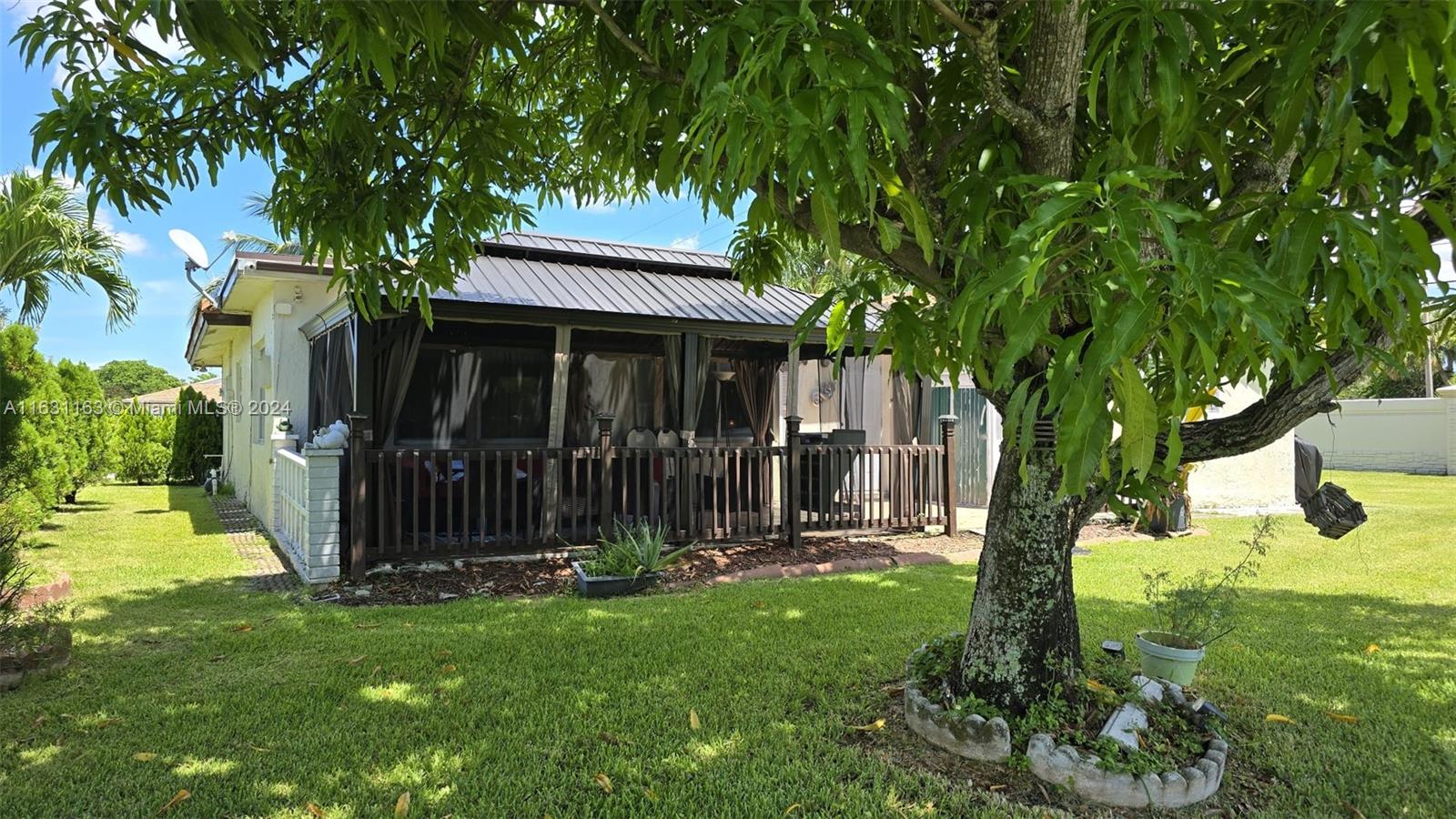 WESTWOOD COMMUNITY 4 - Residential